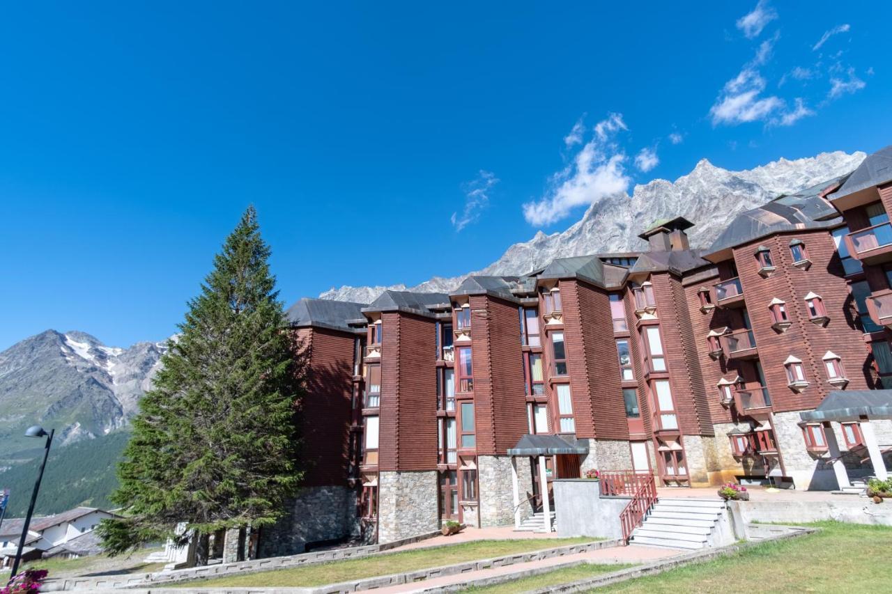 Monte Cervino Apartment As4 Breuil-Cervinia Ngoại thất bức ảnh